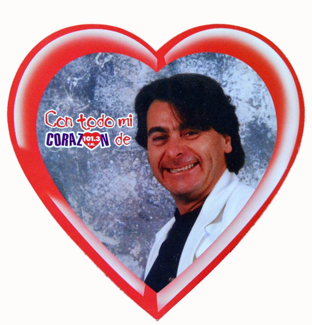 Los recuerditos de Corazón con las caras de nuestros locutores que regalamos alguna vez. Que vuelvan, ¿o no?