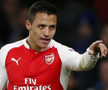 Alexis Sánchez publicó selfie en camarín
