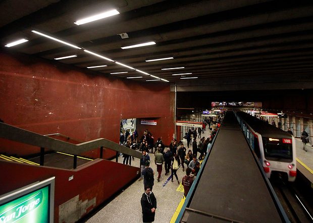 metro baquedano Archivos — Radio Corazón