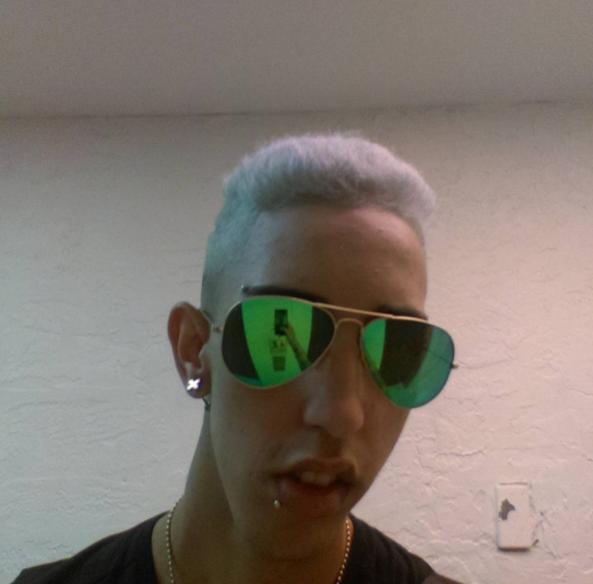 Peter la Anguila cambió de look — Radio Corazón