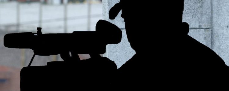Camarógrafos de CHV sufren al presenciar fantasmas en grabaciones de La Hermandad