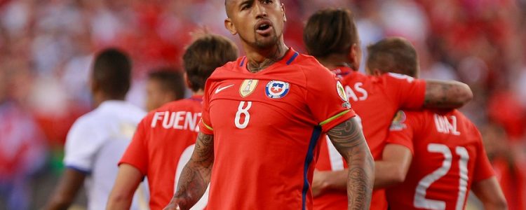 Compañeros de Arturo Vidal encontraron su doble en China