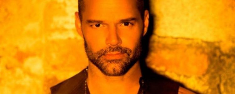 Ricky Martin lanzó su nueva canción “Fiebre”