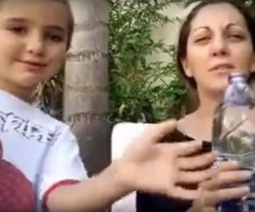 Mamá le jugó una broma a su hijo mientras cantaban “Corazón” de Maluma