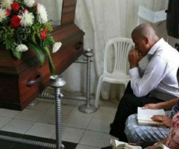 Familia venezolana se niega a enterrar a su hijo porque esperan a que resucite