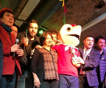 Nuestro Kami acompañó a Condorito en la «Gala Guachaca»