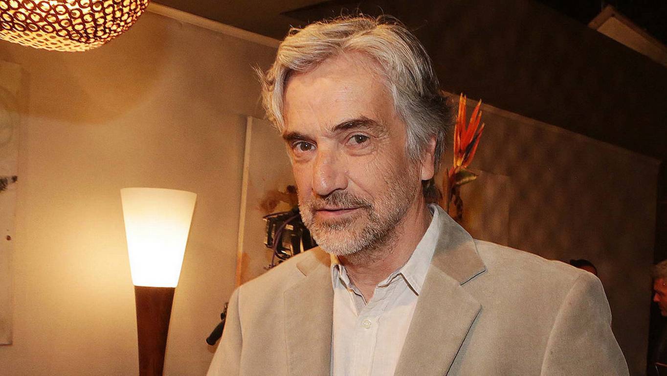 Francisco Reyes llega a un acuerdo y deja TVN tras 30 años — Radio Corazón