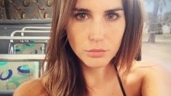 Fran Undurraga sorprendió con foto al desnudo y misterioso galán