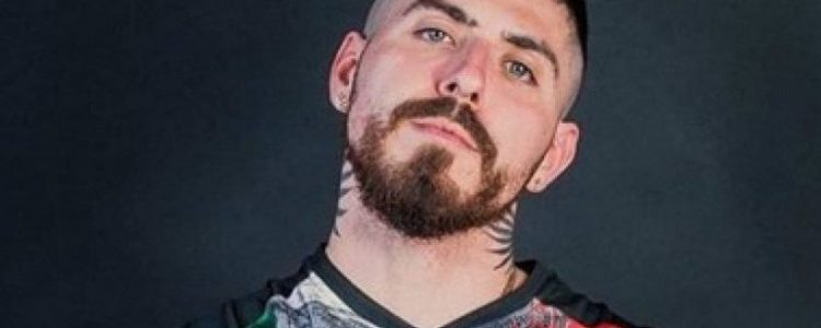 Sargento Rap también se atrevió y publicó fotito al desnudo