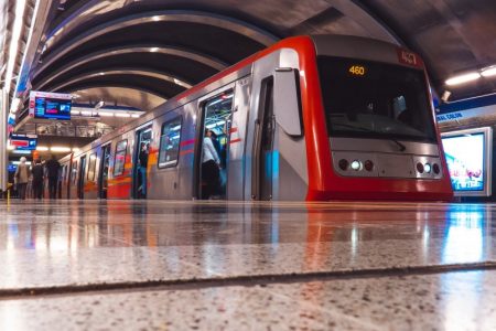 Metro de Santiago Plebiscito