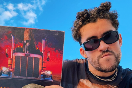 Bad Bunny (fuente_ @badbunnypr)