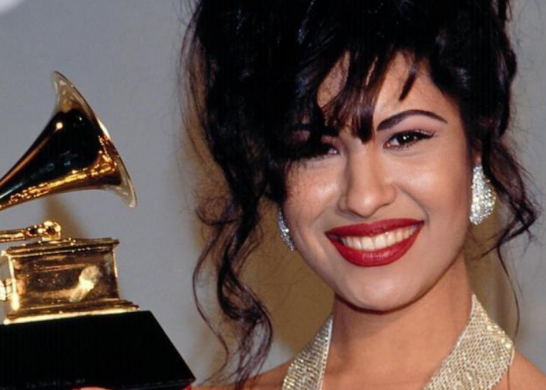 Selena Quintanilla (fuente_@selenaqoficial)