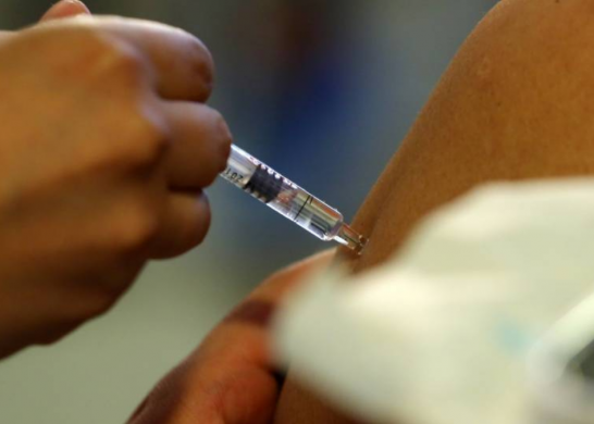 Vacuna (fuente_ Agencia Uno)