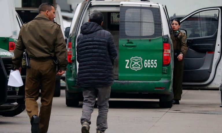 Carabineros detenidos