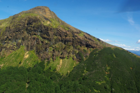 Volcán Mate Grande (fuente_ T13 Radio)