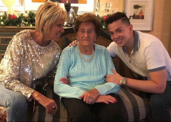 Nano Calderón Abuela