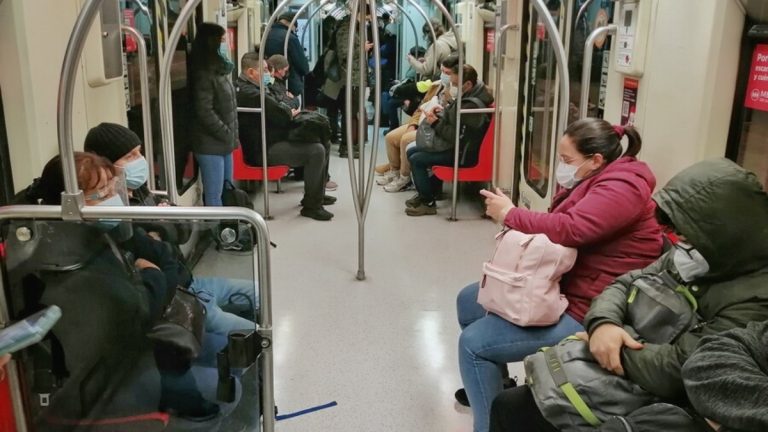 Metro De Santiago Toque De Queda
