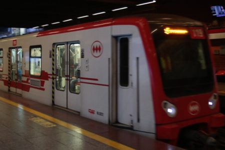 Metro De Santiago 18 O