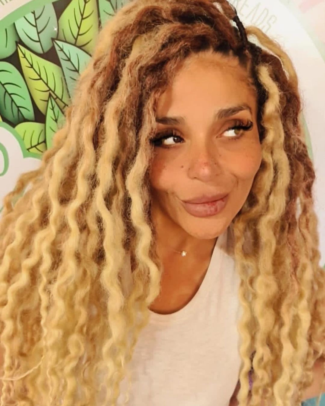 Katherine Orellana pelo