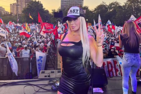 Daniella Chávez Cierre Kast