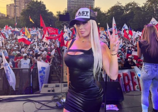 Daniella Chávez Cierre Kast