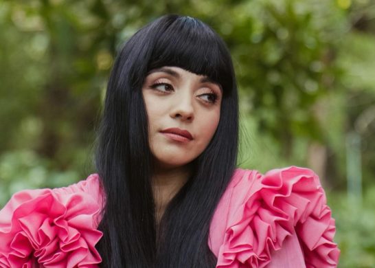 Mon Laferte Casa