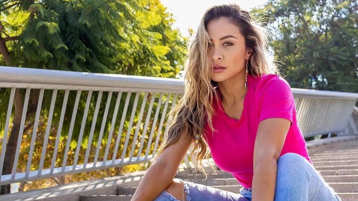 Sabrina Sosa sorprende con coqueto saludo por el Día del Padre — Radio