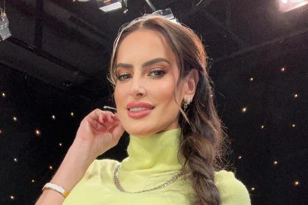 Adriana Barrientos Portada (1)