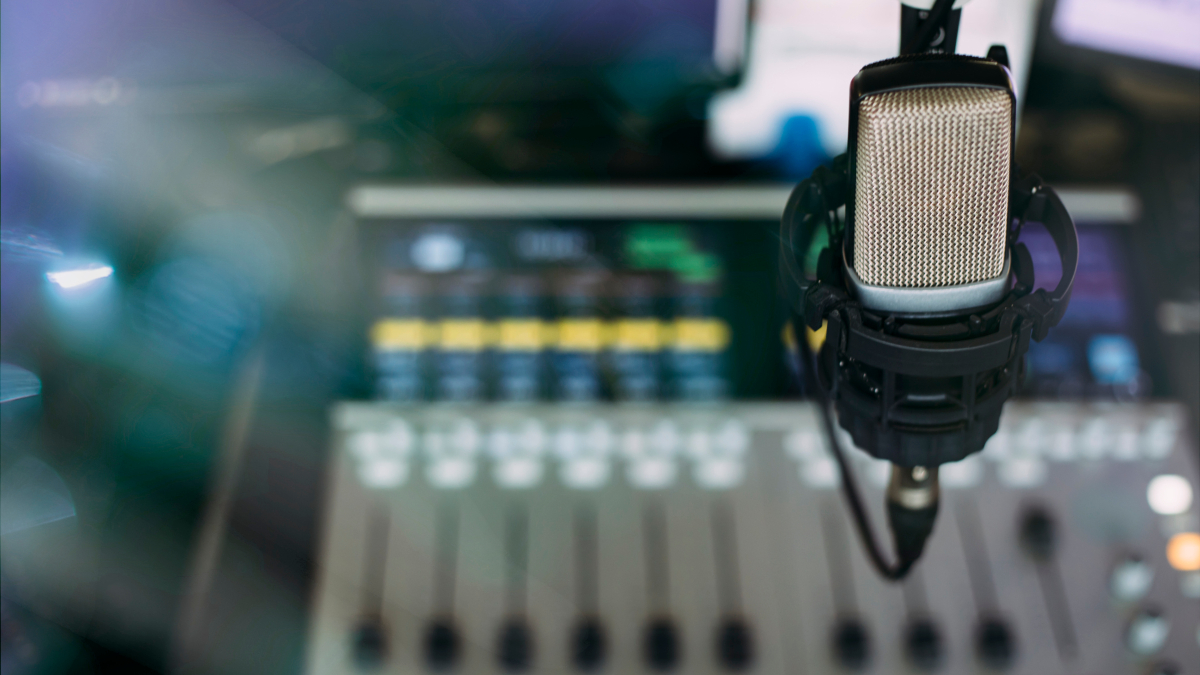 Se cumplen 100 años de la primera transmisión de radio en Chile — Radio