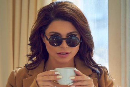 Antonella Ríos Portada