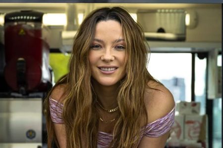 Kel Calderón Vestido