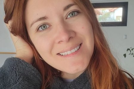 Instagram Carla Jara