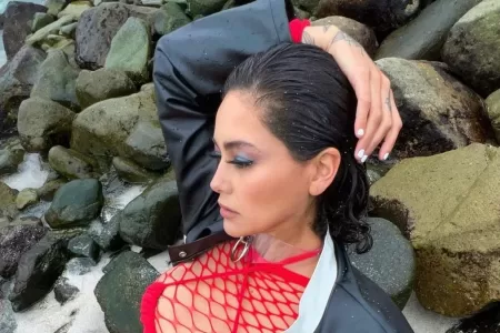 Camila Recabarren Portada