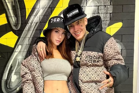 Ignacia Michelson Marcianeke Pose