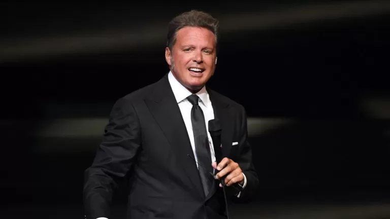 Luis Miguel Entradas