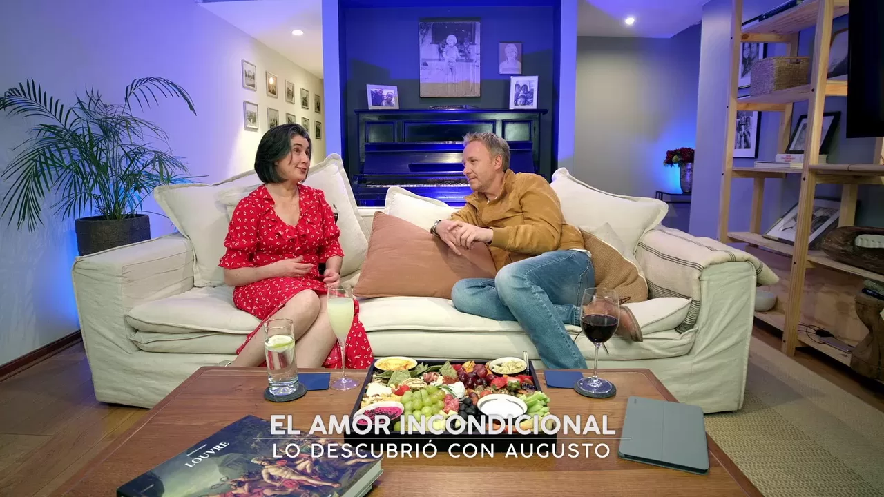 Paulina Urrutia en "De Tú a Tú" hablando con Martín Cárcamo 