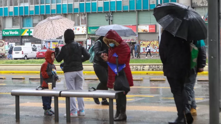 Lluvia En Santiago Días Junio