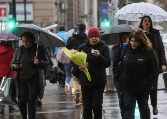 Lluvia En Santiago Sistema Frontal