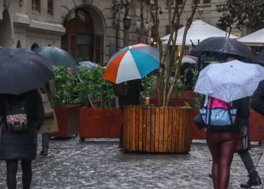 Lluvia En Santiago Sistema Frontal