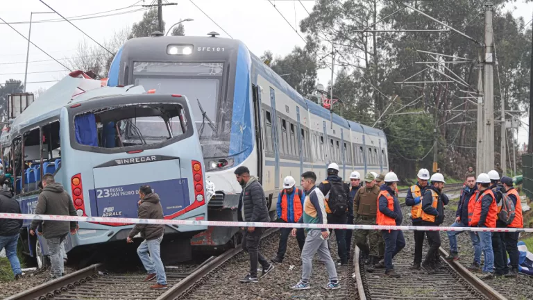 Accidente Microbús Tren