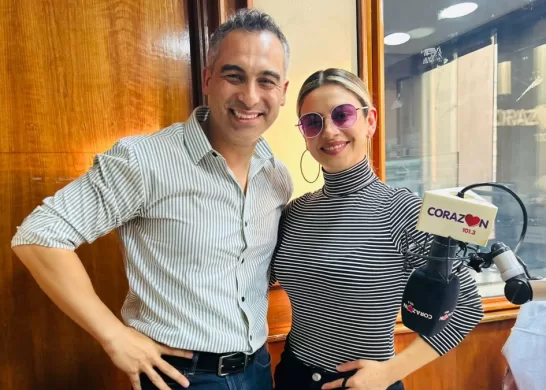 Karla Melo Visita Radio Corazón Blue Mary