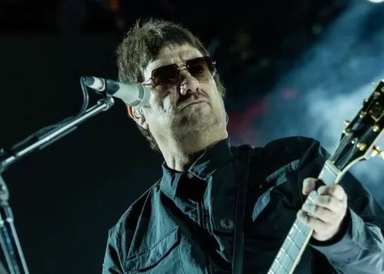 Los Tres Revuelta Review