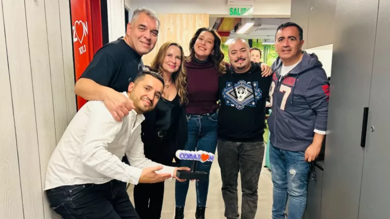 María José Quintanila Banda Conmoción Radio Corazón