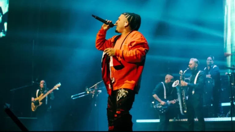 Santaferia Pateando Cumbias