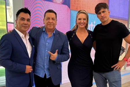 Andrea Arístegui Contigo En La Mañana