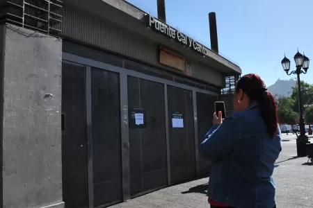 Cierre De Cal Y Canto