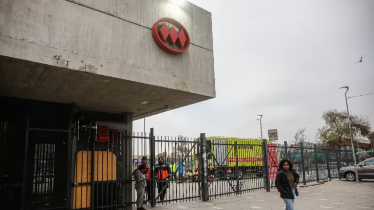 Metro Linea 6 Cerrado