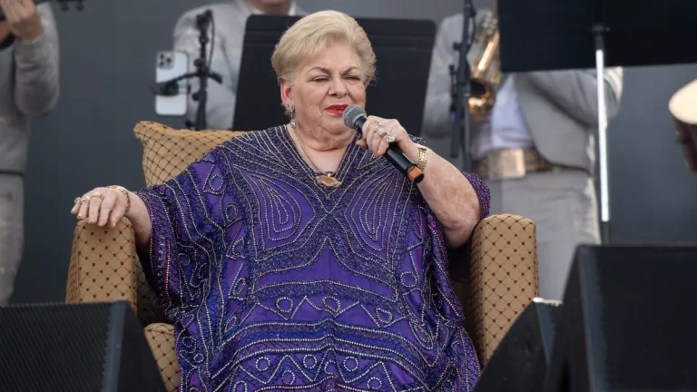 Paquita La Del Barrio