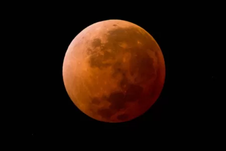 Eclipse Lunar