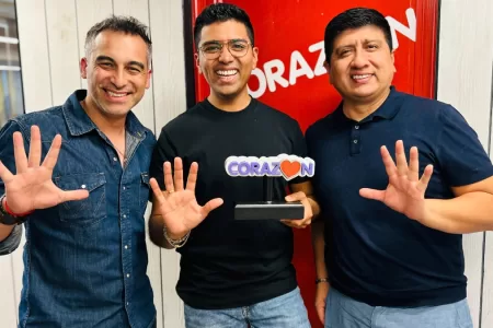 Grupo 5 En Radio Corazón